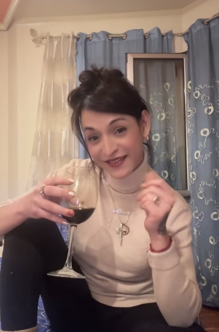 LOBA SEXY Y CACHONDA PARA TI