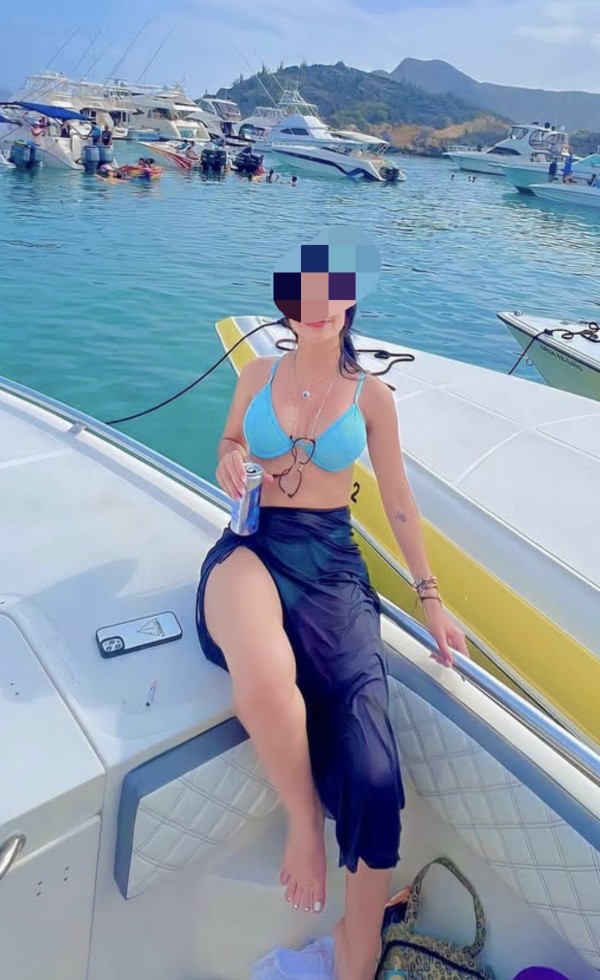 VICTORIA LLEGANDO  MASAJISTA  PROFESIONAL Y  EROTICA