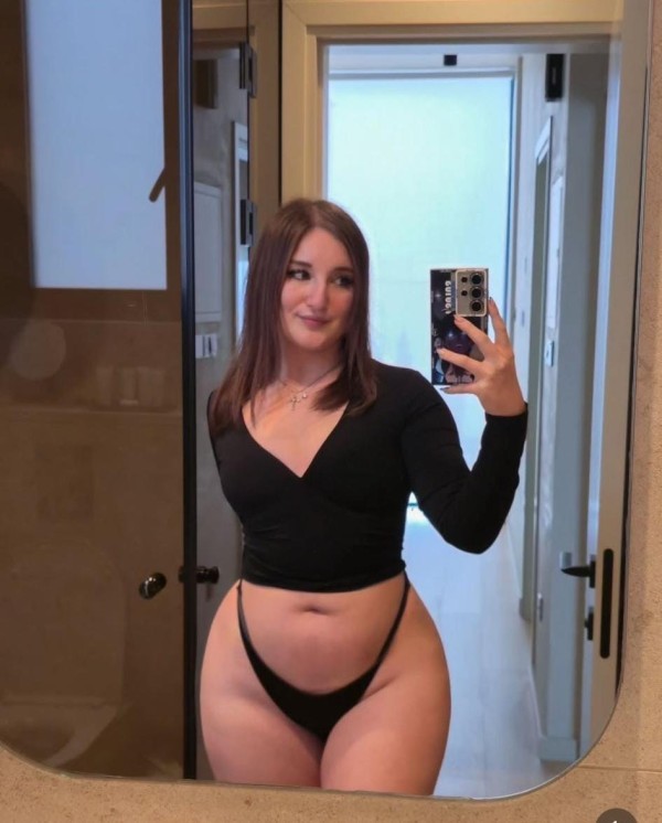 BELLÍSIMA SCORT COMPLACIENTE FOTOS REALES