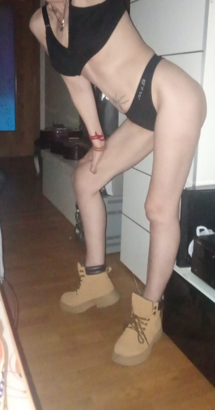 HOLA SOY YASMIN DIOSA ESPAÑOLA 24 HORAS