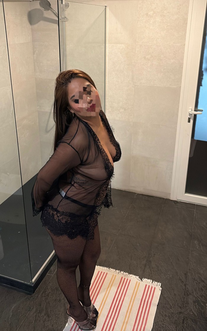 QUIERO CHUPAR TU POLLA HASTA DEJARLA SIN LECHE.