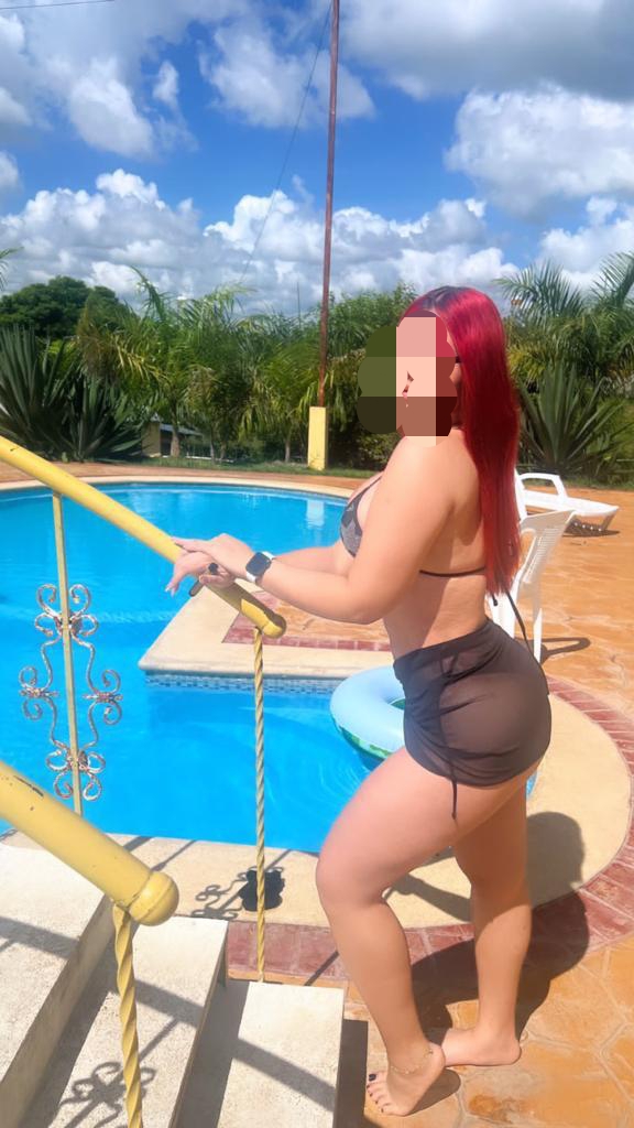 Morboza cariñosa complacente diavlona y fiestera