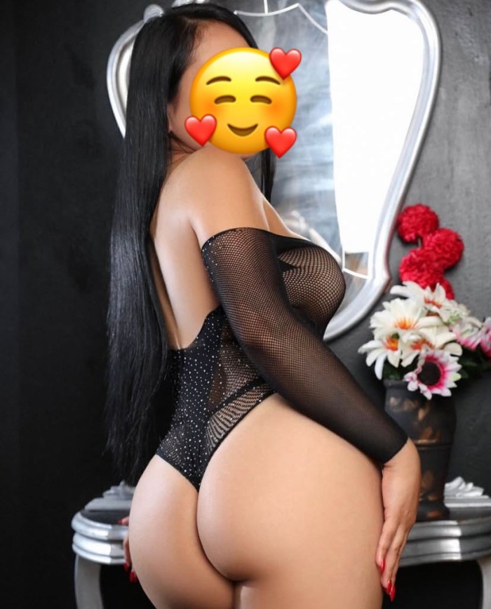 DIVIERTETE TRIOS LESBICO FIESTERA