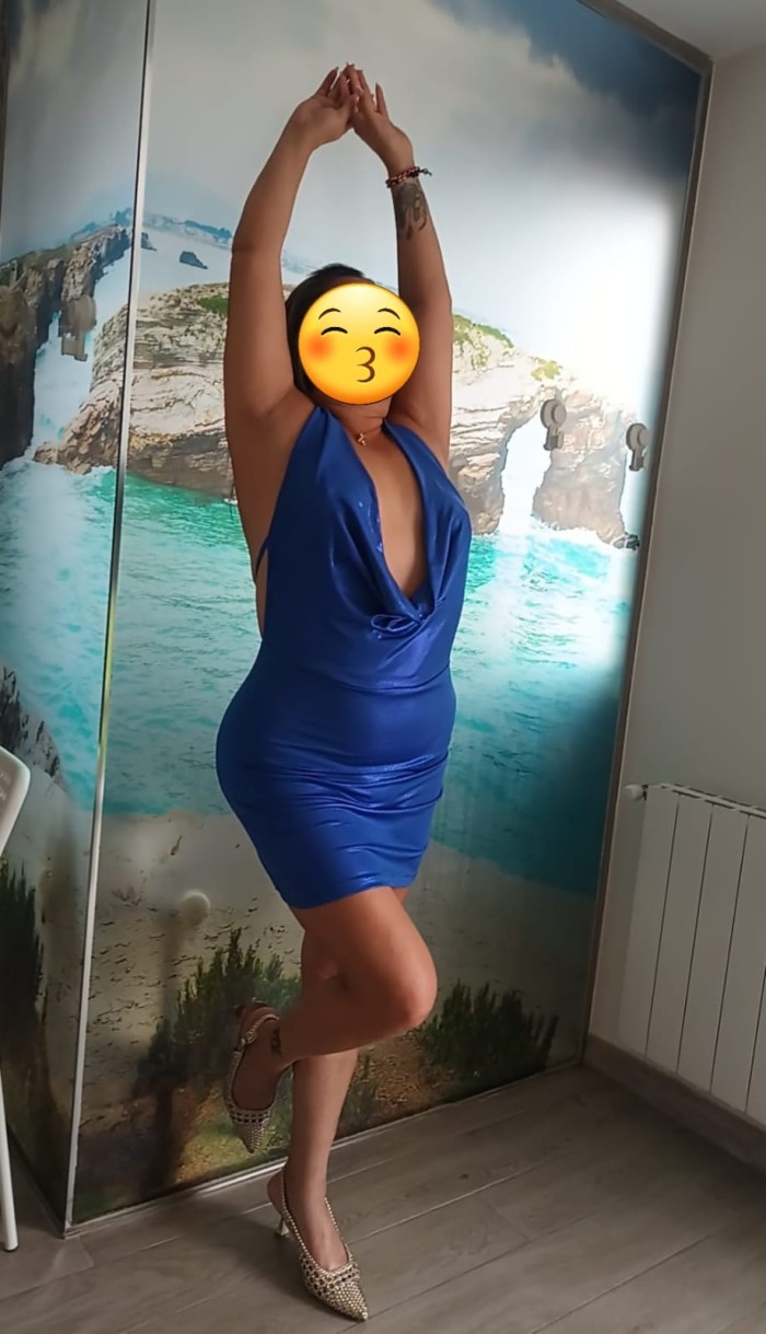 GUAPISIMA MUJER COLOMBIANA 35 AÑOS DE VUELTA