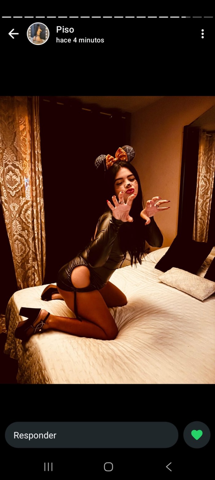 Chica muy sexy traviesa 19 años elche carrus y sus alrededores