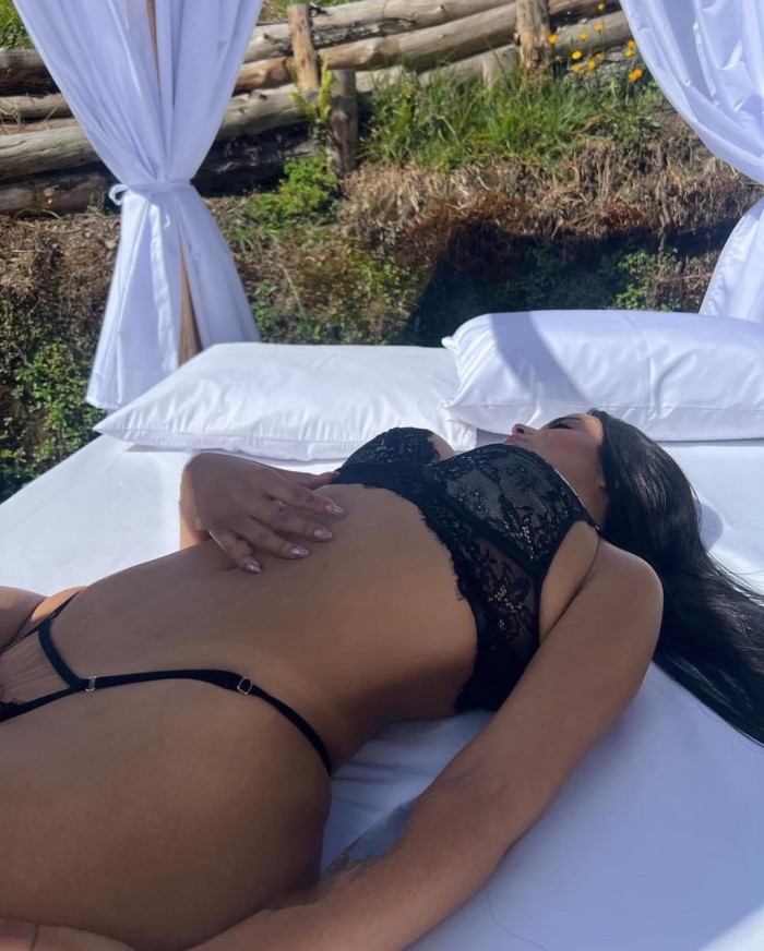 NATALIA PRIMERA VEZ EN TU CIUDAD