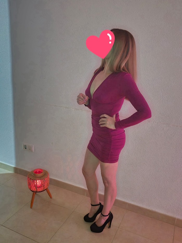 latina rubia guapa y con ganas en VERA
