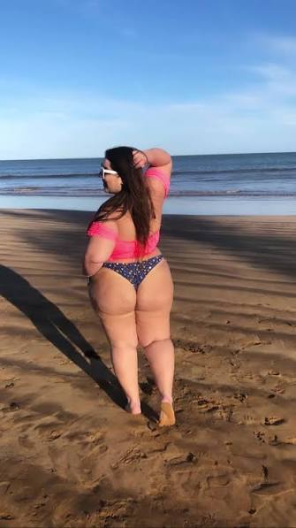 MORENA BRASILEIRA GORDITA CULONA EN MOTRIL