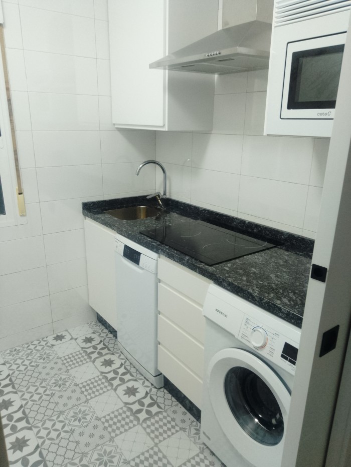 Alquilo habitaciónes en León centro