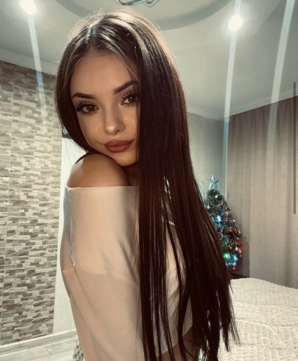 Soy una jovencita muy sexy y caliente