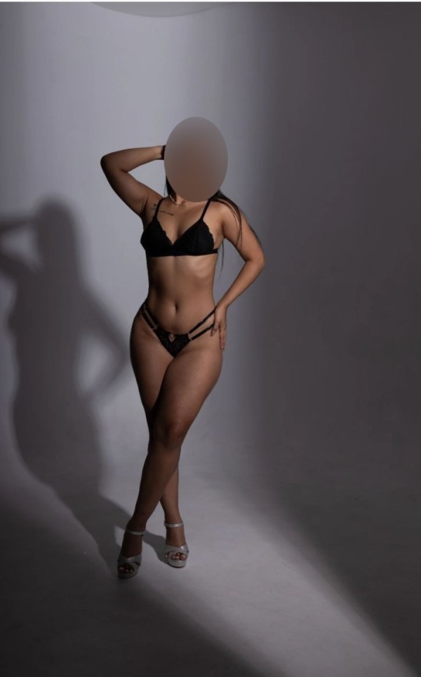 687493590 JULIETA ARDIENTE cachonda y divertida