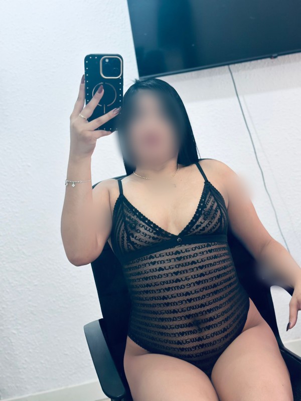 LATINA DE LUJO EXPLOSIVA, PURO MORBO