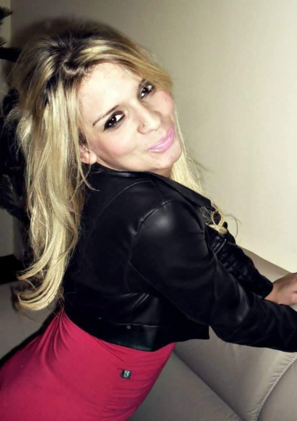 BÁRBARA, TRAVESTI ITALIANA MUY COMPLACIENTE Y DOTA