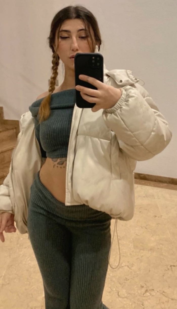 SOY ESPAÑOLA NUEVA EN SALOU 22 AÑOS LAURA