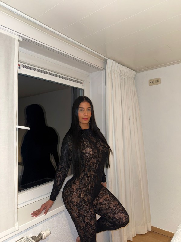 Sol 632066133  bella  adorable  dama que te  dará placer