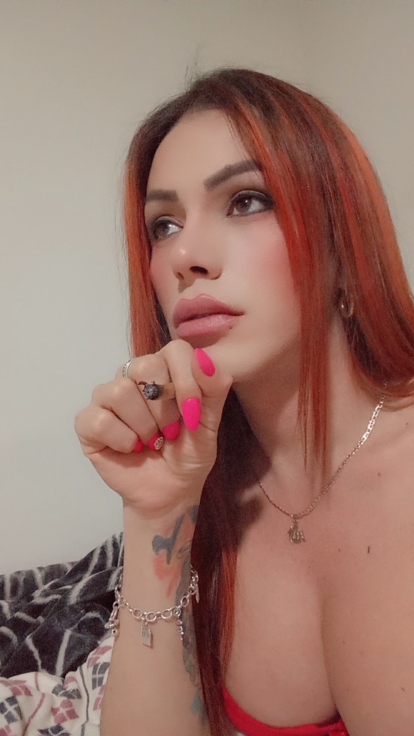 Sofia hermosa latina muy fiestera y dominante
