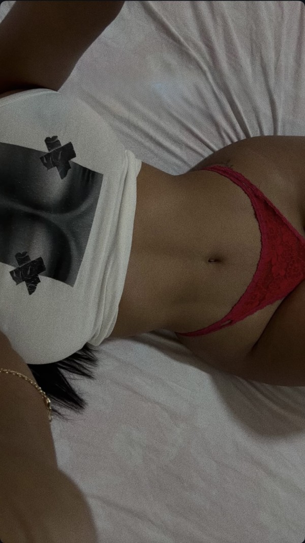 ÁMBAR  TÚ CONEJITA DISPUESTA A TODO