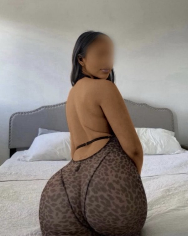 Valeria – Elegant & Discreet Luxury Companion | Estepona-Marbella