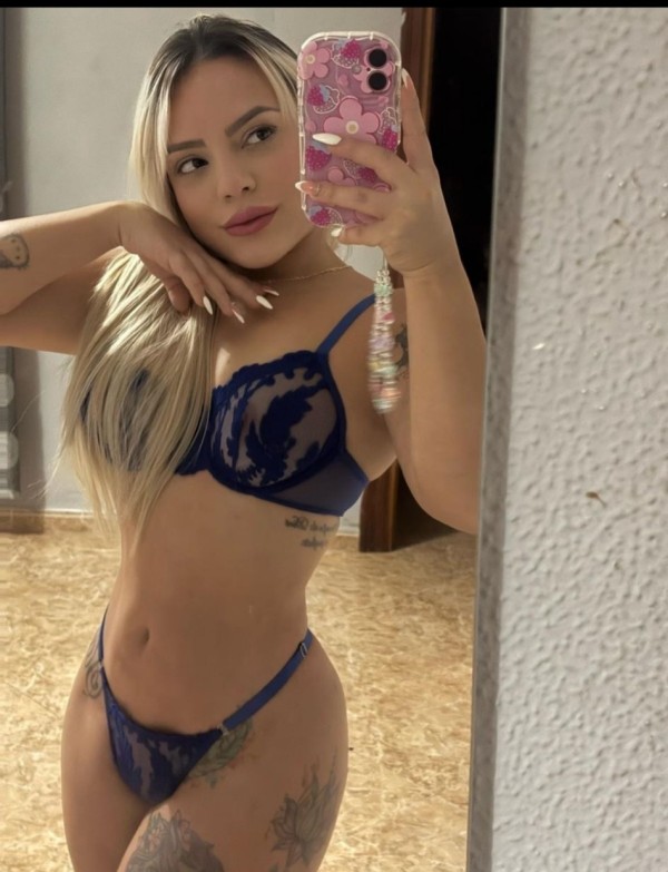 LATINA TODA UNA DIOSA PERVERSA CAÑERA UNICA PARA TI NOVEDAD LLÁMAME