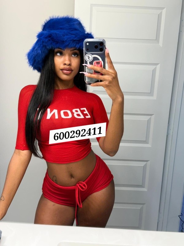 Ivone, dominicana, morena y explosiva