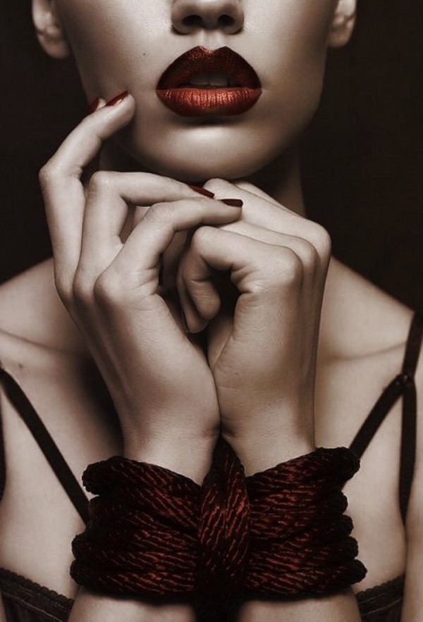 Dominatrix  – Dominante