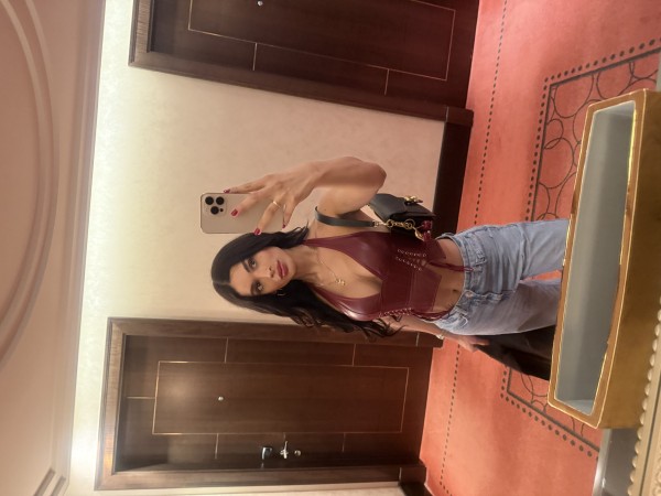 Sexy trans femenina disponible Madrid piso privado