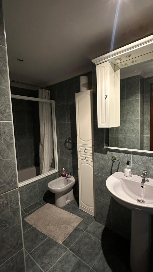 HABITACION CON BAÑO PISO DISCRETO GIJON