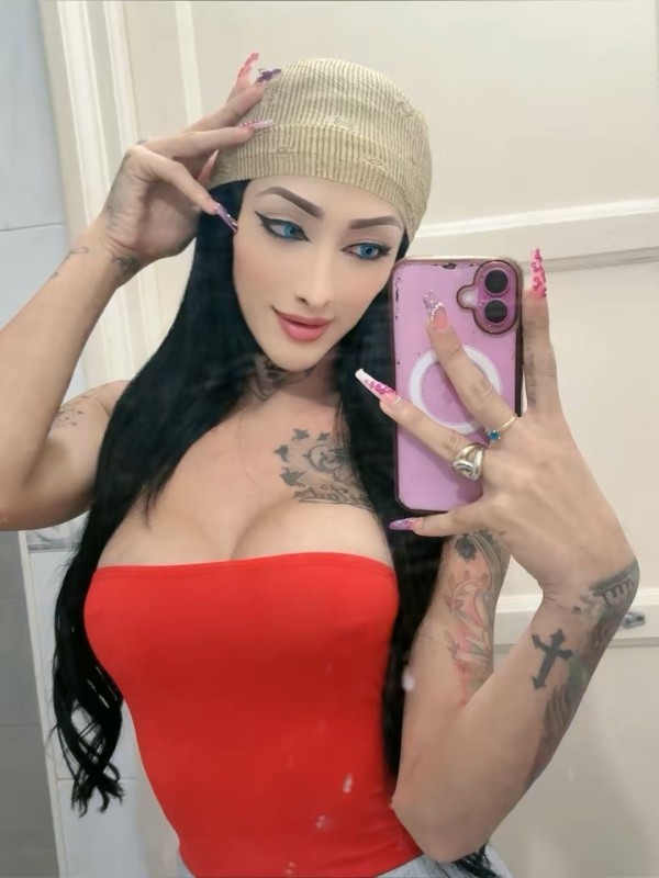 Chica trans sexy y ardiente