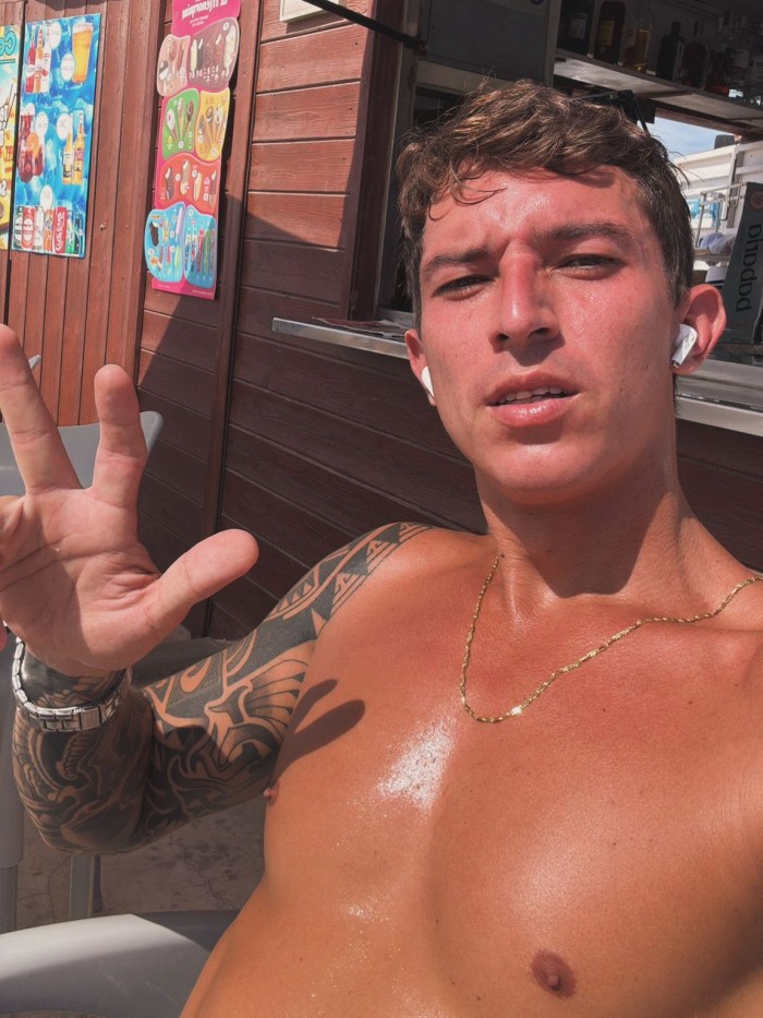 NIÑATO LATINO CON TOQUE TRAVIESO 657792755