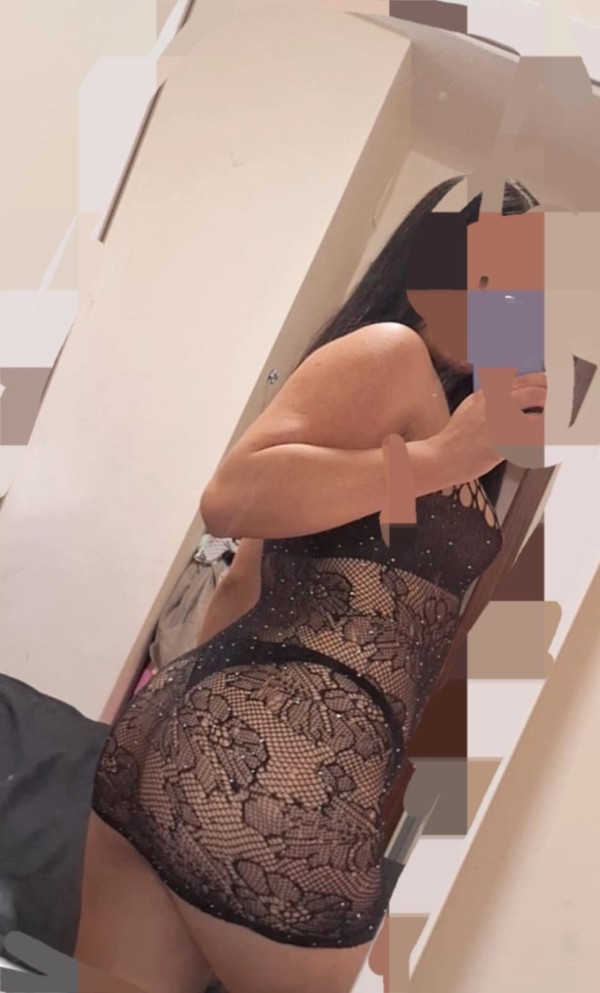 Joven cachonda recién llegada