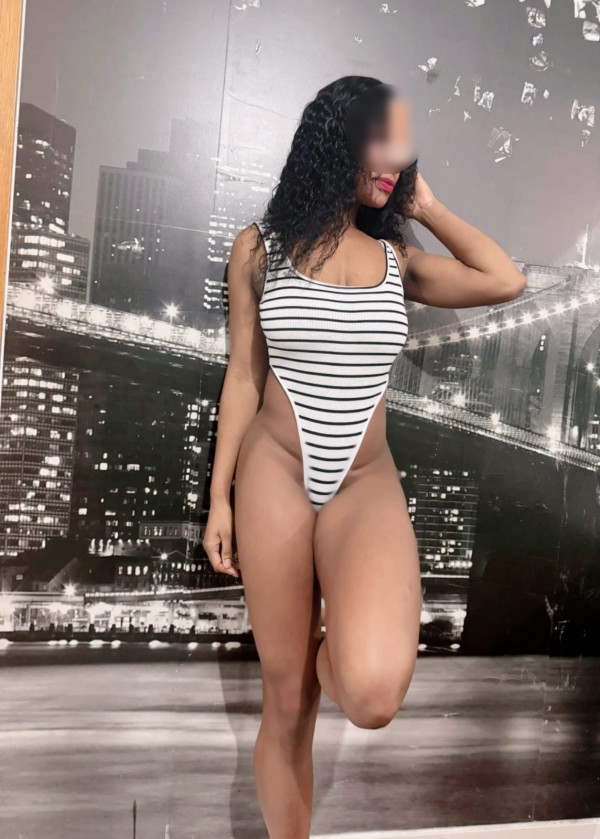 NOVEDAD YIRIS TU BOMBONCITO DE CHOCOLATE CARIÑOSA EN POZUELO / ARAVACA