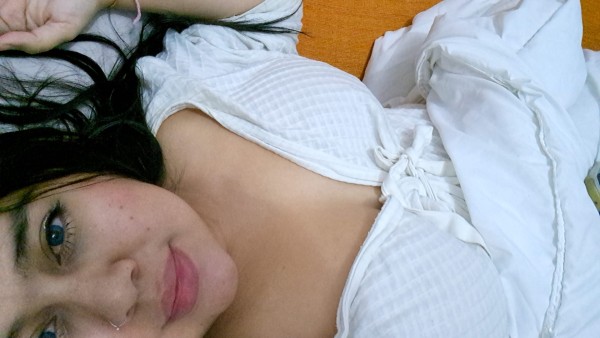 CHICA CURVY MUY MORBOSA DISPUESTA A COMPLACERTE…!!!