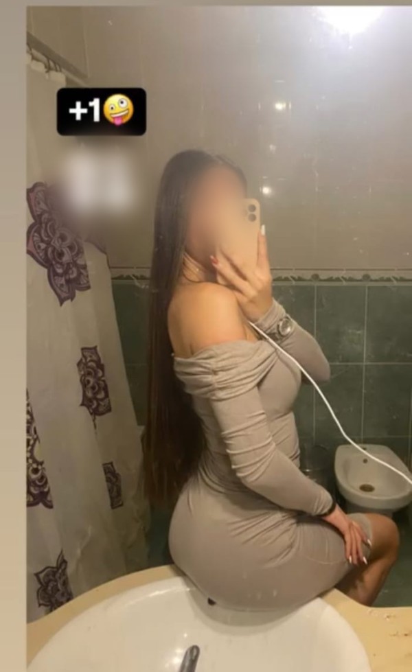 ALBA ESPAÑOLA 20 AÑOS SUPER EXTROVERTIDA