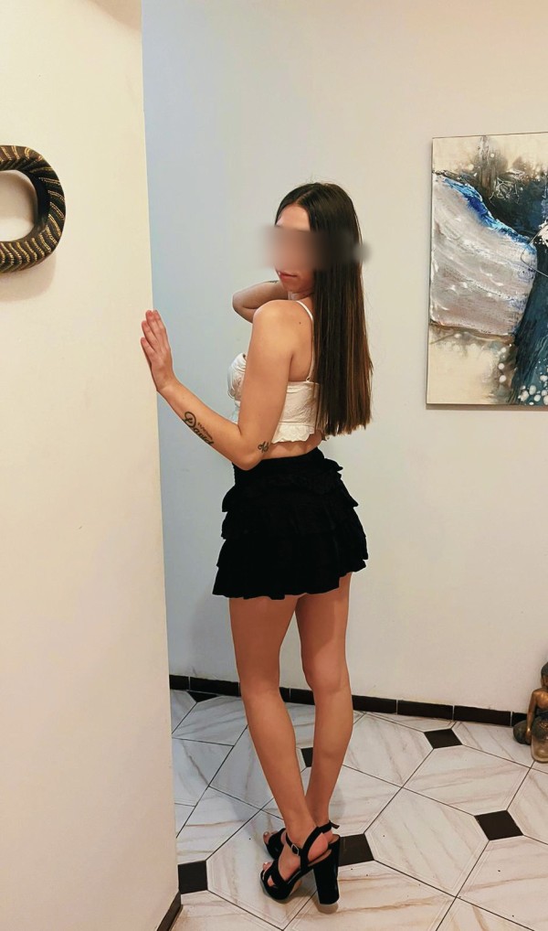 ALBA ESPAÑOLA 20 AÑOS SUPER EXTROVERTIDA