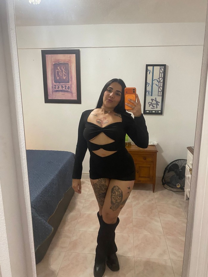 COMPLACIENTE SENSUAL ARDIENTE BOMBA DE SEXO