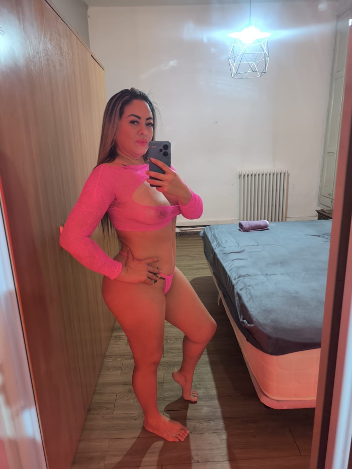 MADURA ARDIENTE JUGUETONA (VÍA JULIA)