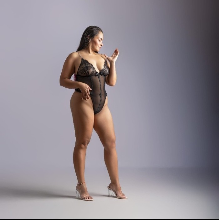 FULL COMPLACIENTE EN TODOS TUS CAPRICHOS