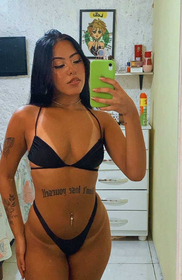 LAURA 23 años JOVENCITA  FIESTERA COMPLACIENTE 100% real sin engaño