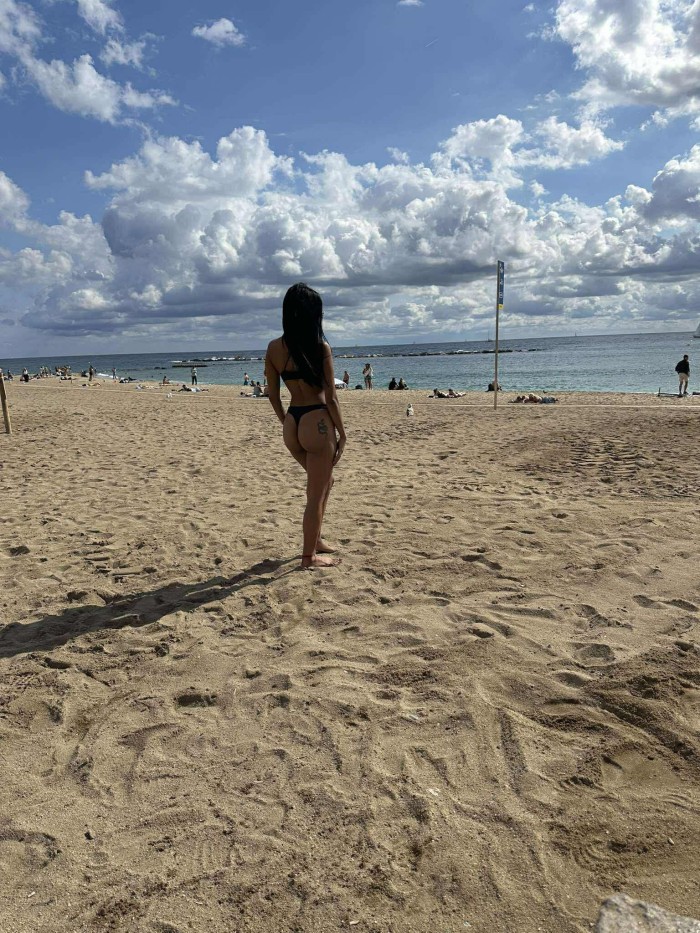 Sara guapísima 24hs disponible ya fiestera elegant