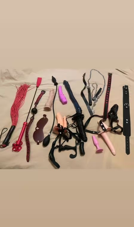 HOY ESTOY MUY CERDITA CARIÑOSA Y PUTITA