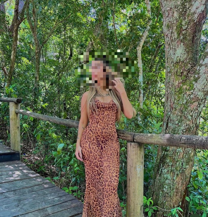 22 AÑOS JOVENCITA Y MOEBOSA GETXO 24/7