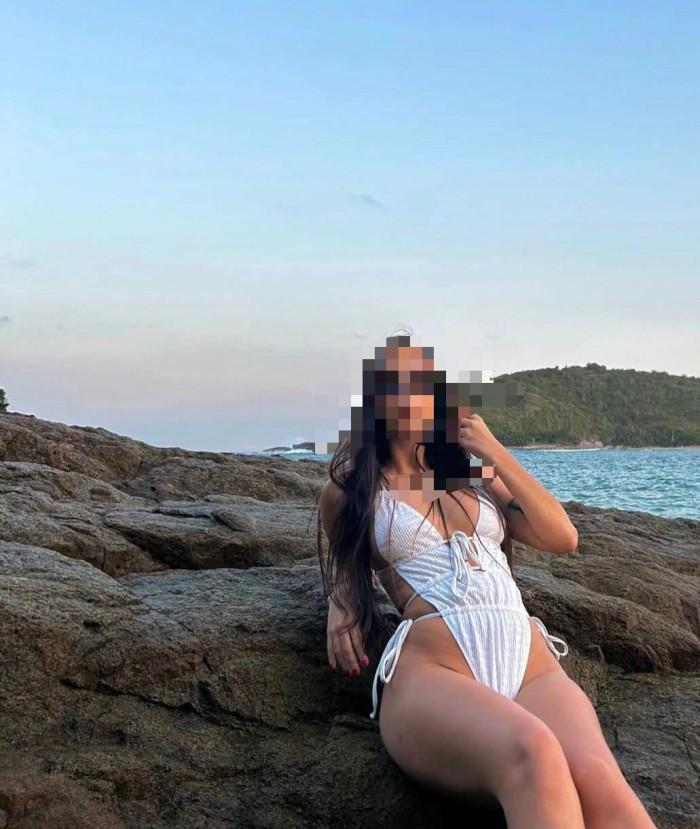 22 AÑOS JOVENCITA Y MOEBOSA GETXO 24/7