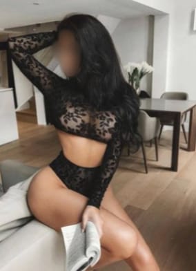 Saray recién llegada a tu cuidad con ganas de conocer amigos y pasarla muy