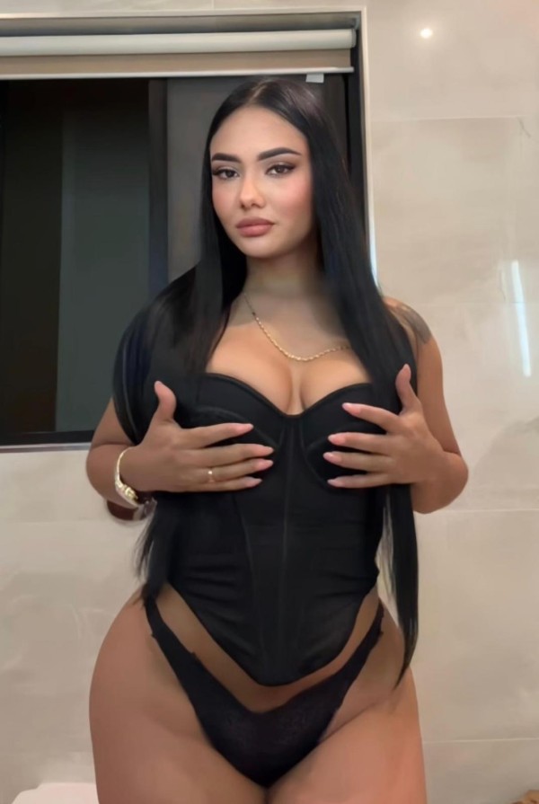 KIMBERLY CARIÑOSA ATRACTIVA NUEVA EN LA CIUDAD