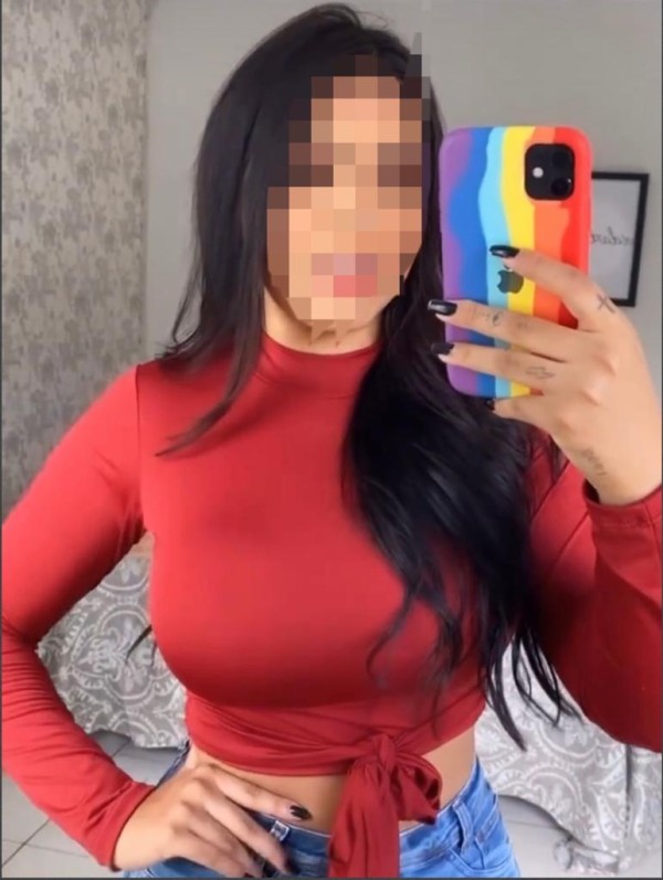 BELISSIMA JOVEN EXOTICA PARA HOMBRE DE BUEN GUSTO*