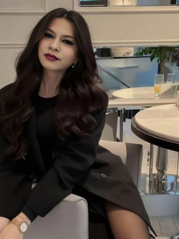 Nueva ,sumisa masajista