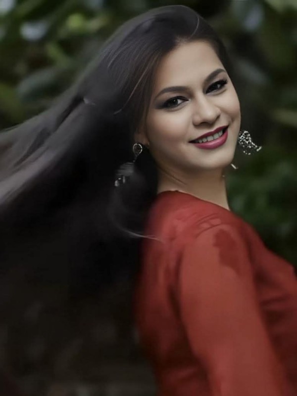 Nueva ,sumisa masajista