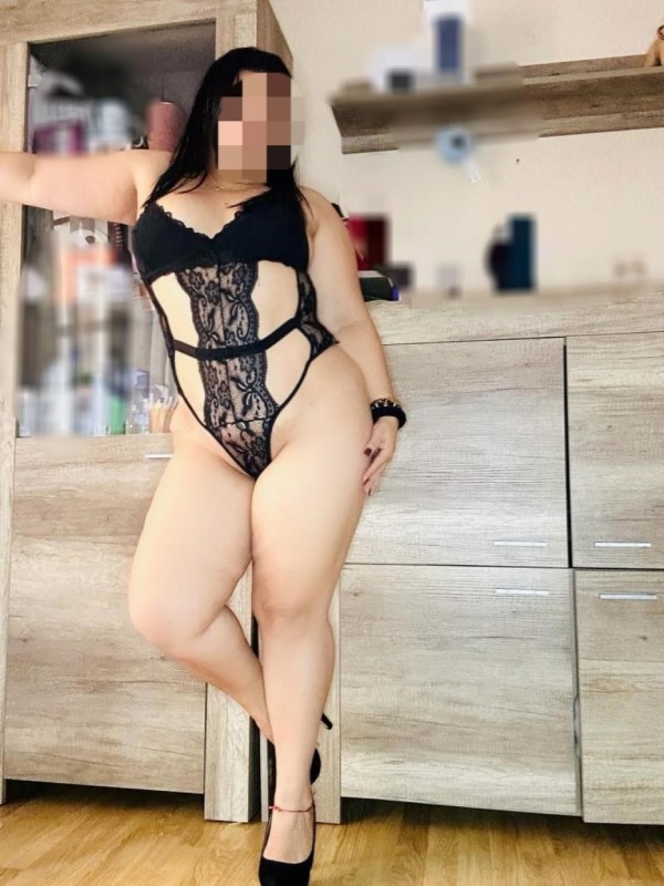 LATINA DESINIBIDA Y MUY IMPLICADA 2 POLVOS 50€. SABADELL 24H