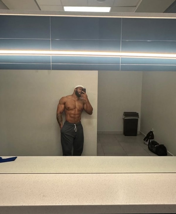 CHICO COLOMBIANO DOMINICANO Y VENEZUELA