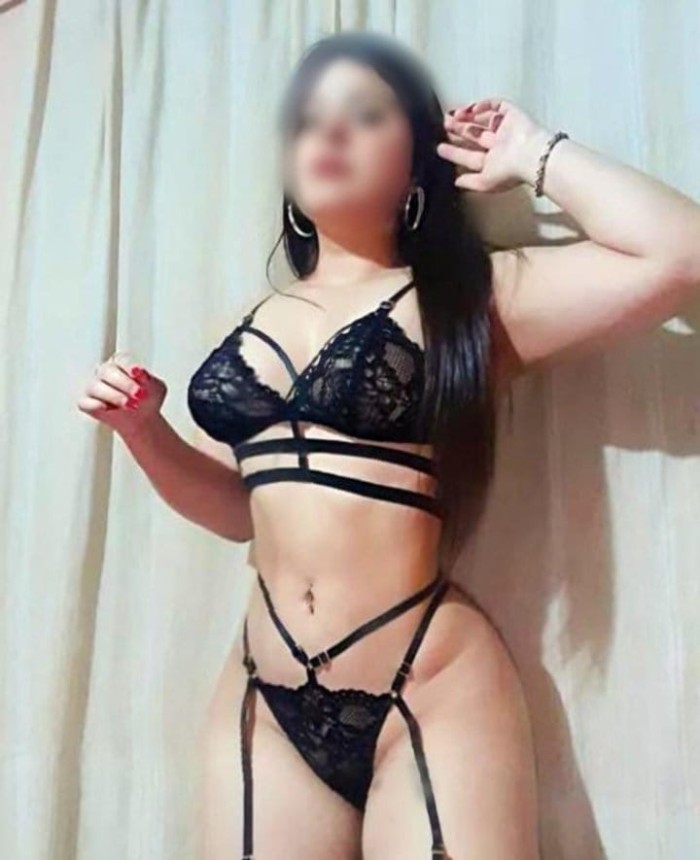 Amigas jóvenes disponibles ahora